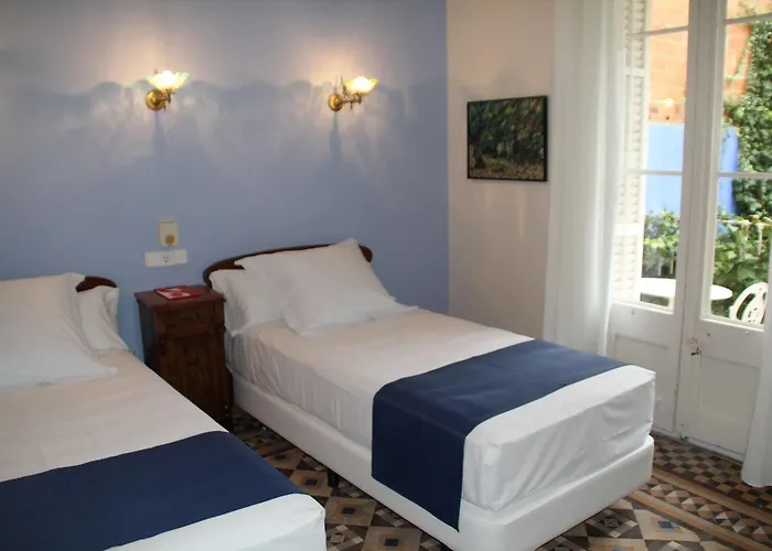 Medium Renaixenca Hotell Sitges