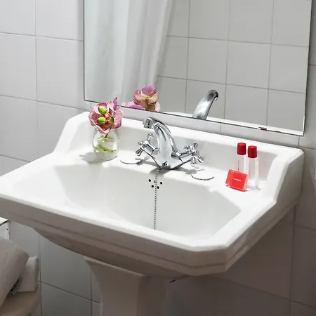 Hotell Medium Renaixenca *