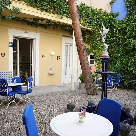 Готель Medium Renaixenca *