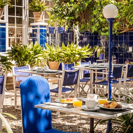 Hotell Medium Renaixenca Sitges