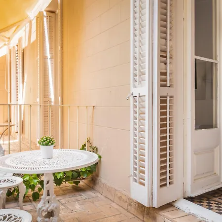 Hotell Medium Renaixenca *