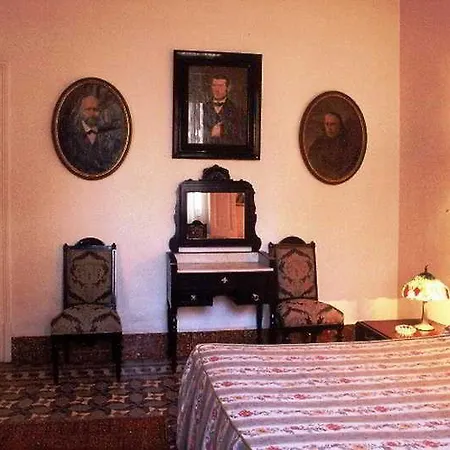 Hotell Medium Renaixenca Sitges