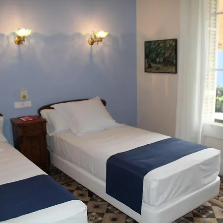 Medium Renaixenca Hotell Sitges