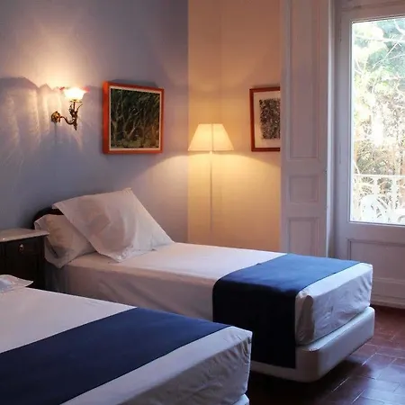 Medium Renaixenca Hotell *