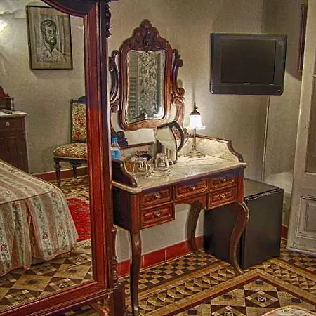 Hotell Medium Renaixenca *